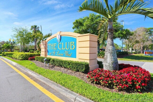 Photo - 121 SW Palm Dr Unit 306