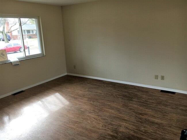 Photo - **3-BEDROOM/2-BATH RANCH W/ 2-CAR GARAGE!**