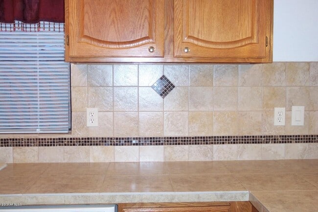 Photo - 11018 W Poinsettia Dr