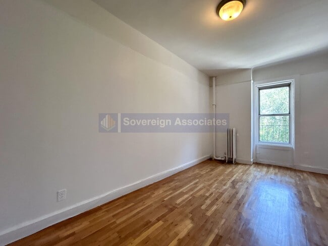 Building Photo - 936 West End Ave Rental