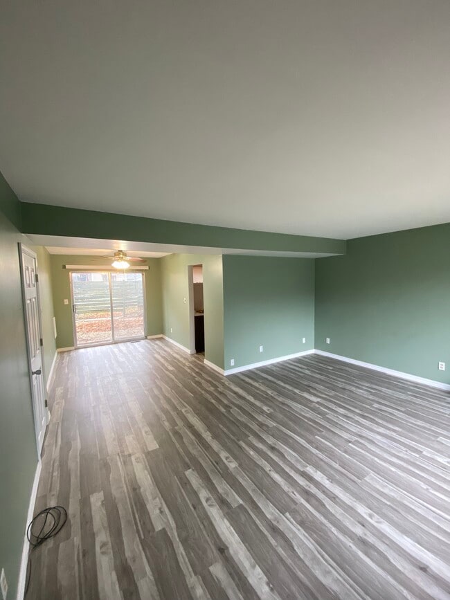 Building Photo - 207 College Ave Unit 207 Rental