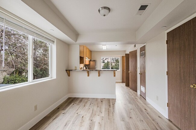 Photo - The Four Seasons