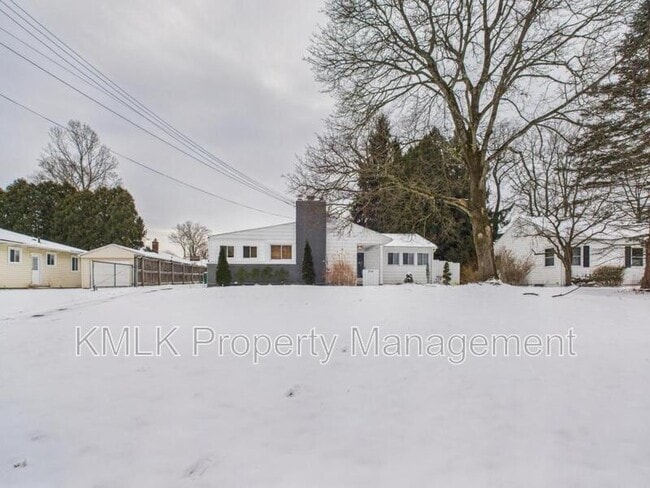 Photo - 2514 Carson Rd