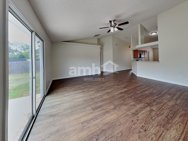 Photo - 3668 Arava Dr