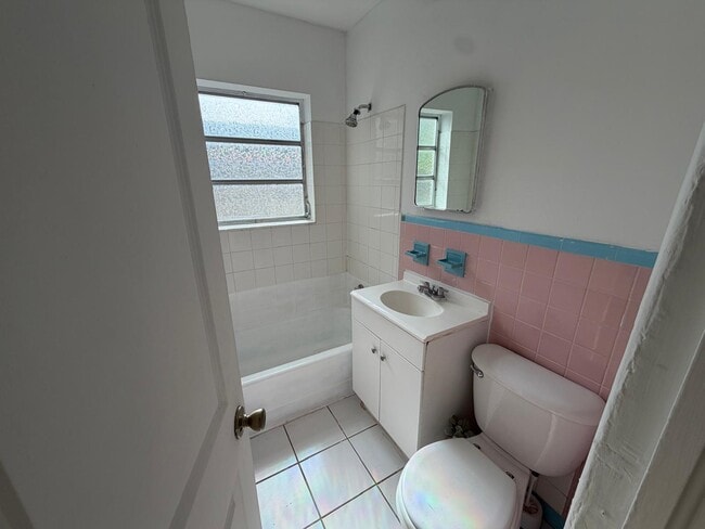 Photo - 1929 Thomas St