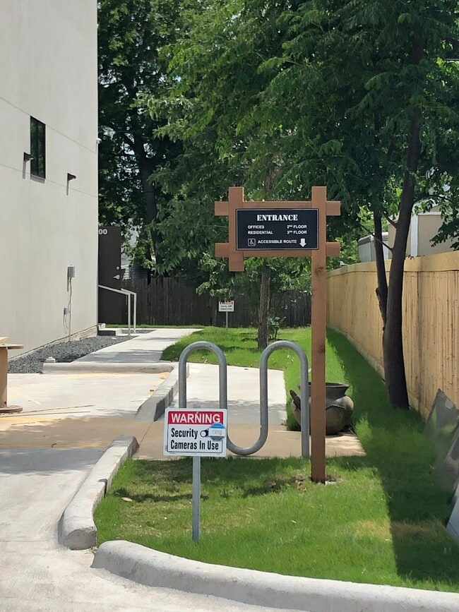 Photo - 2205 W Parmer Lane