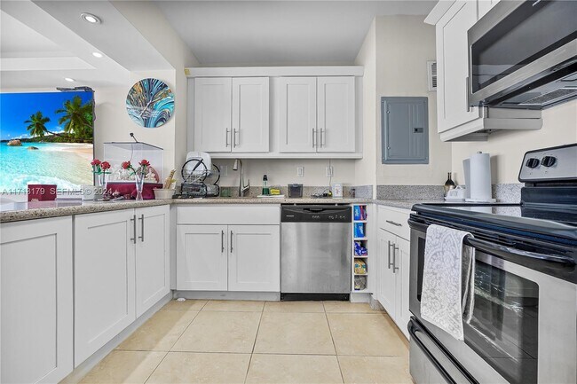 Photo - 11111 S Biscayne Blvd Unit 14D