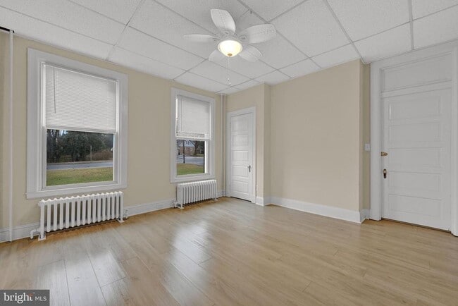 Building Photo - 2203 Edmondson Ave Unit 3
