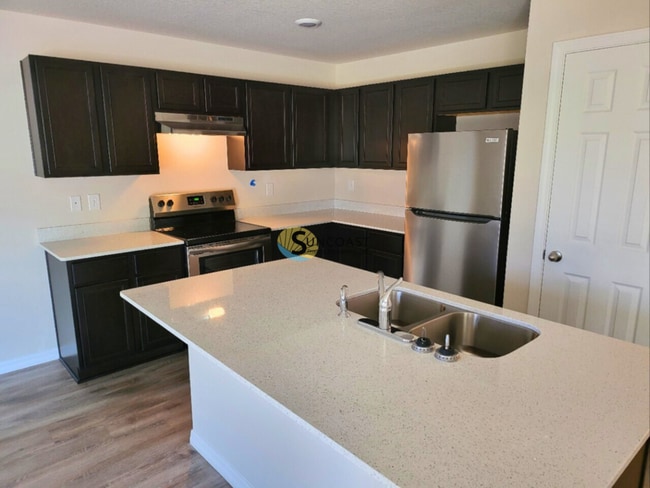 Photo - Dazzling 2BR/2BA Duplex for Rent Unit B