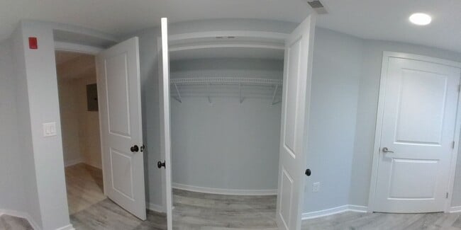 Photo - Incredible, modern apartment