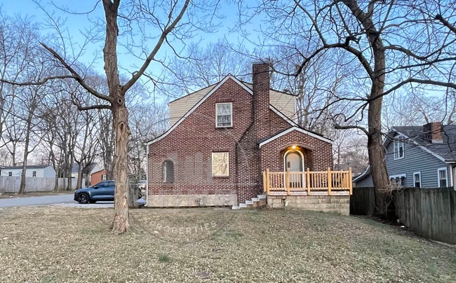 Building Photo - 1341 Meridian St