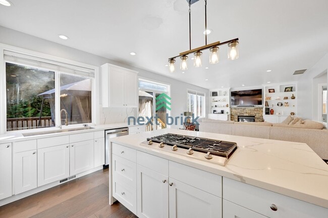 Photo - 4 BED & 3 BATH SINGLE FAMILY HOUSE FOR RENT