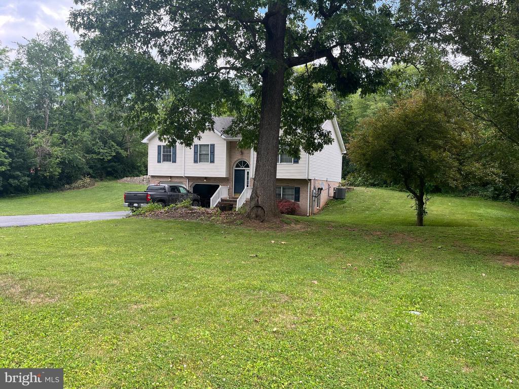 Photo - 65 Bentley Dr