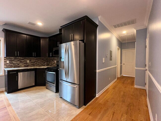 Photo - 306 Winfield Ave Unit 2