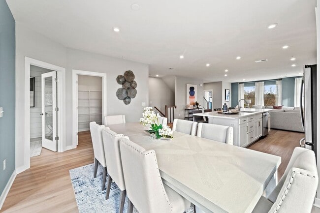 Photo - 13508 Innovation Station Lp Unit 13508