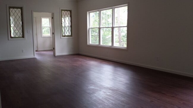 Photo - 708 S Henderson St