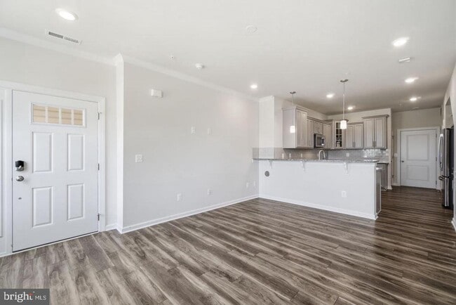 Photo - 4922 MacDonough Pl