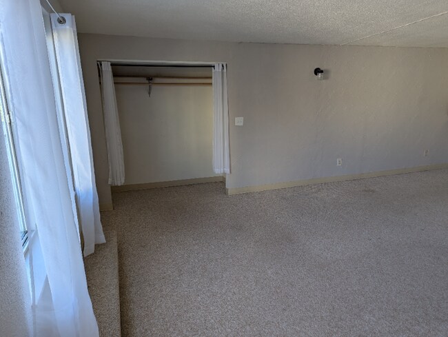 Photo - 1717 SE Clatsop St Unidad B