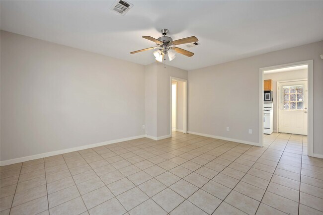 Photo - 6713 Barney Rd