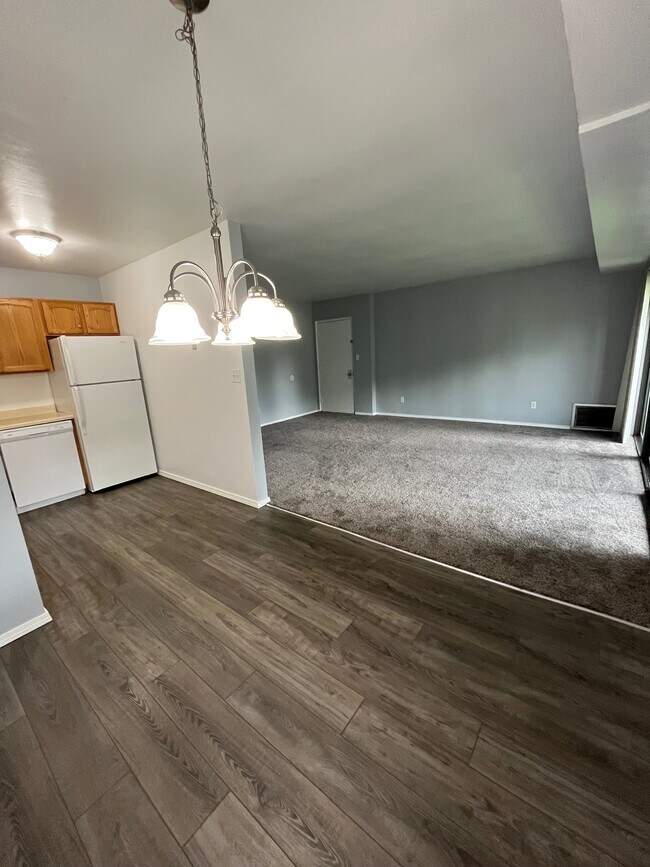 Kitchen & Dinette area - 9 Evergreen Rd Unit Apartment #3B