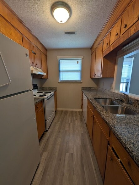 171 Hummingbird Ave