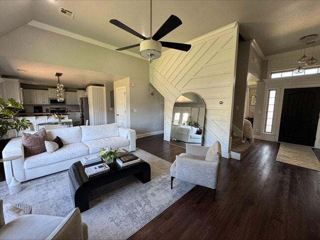 Photo - Beautiful Home | Prime Location