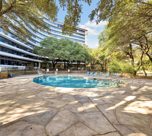 Skyline at Kessler apartments — community photo - Skyline at Kessler
