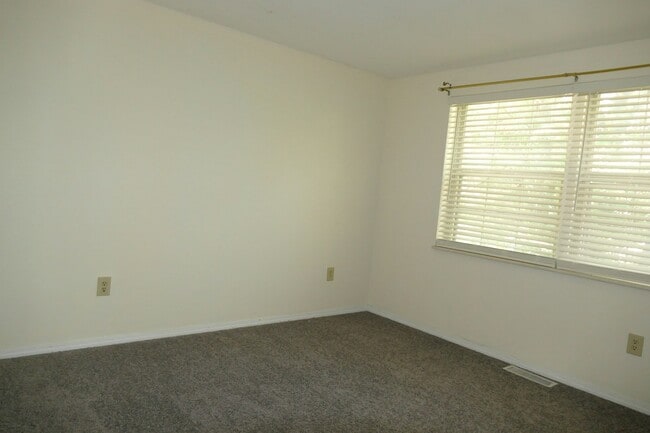 Photo - 3 Criswell Ln