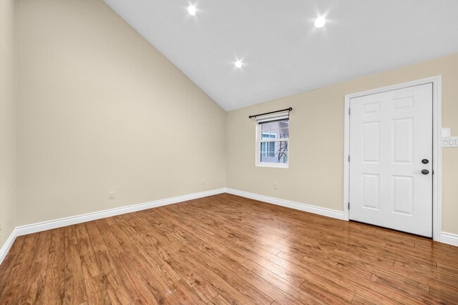 Photo - 4020 Brunswick Ave