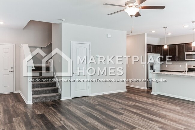 Photo - 390 Sessile Oak Dr