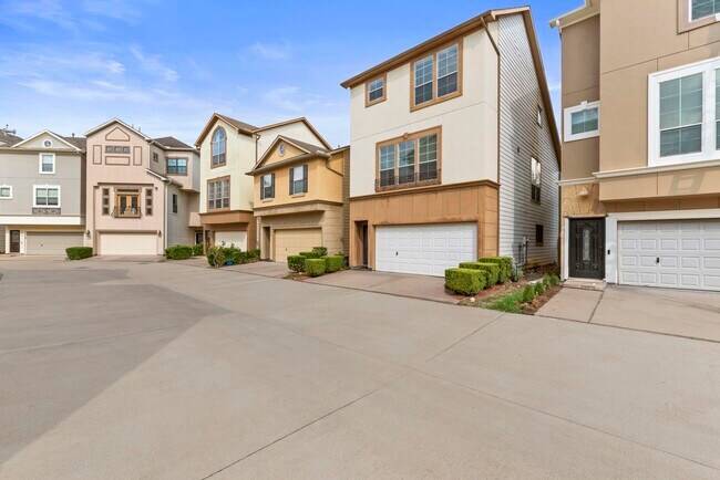 Photo - 3334 Clearview Villa Way