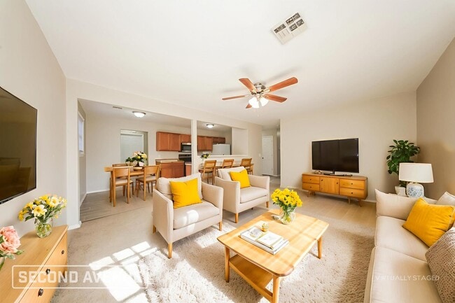 Photo - 3400 Overland Dr