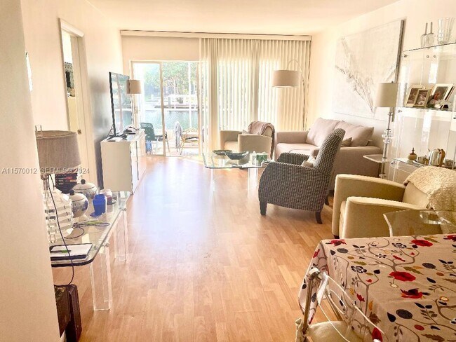 Photo - 465 Paradise Isle Blvd Unit 101