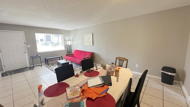 Photo - 448 Belmont Rd