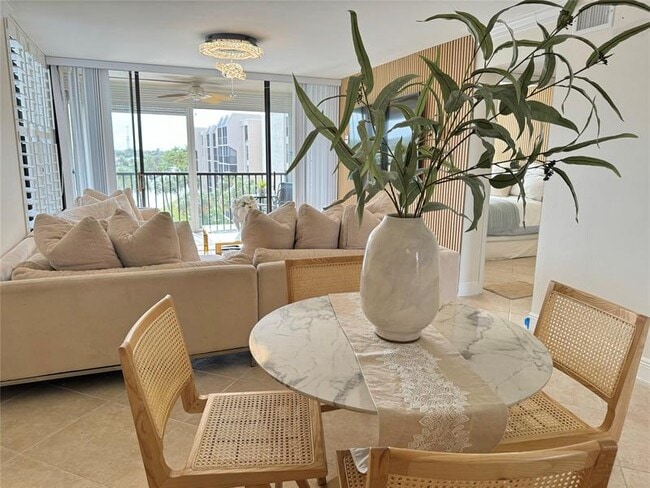 Photo - 8 Royal Palm Way Unit 501