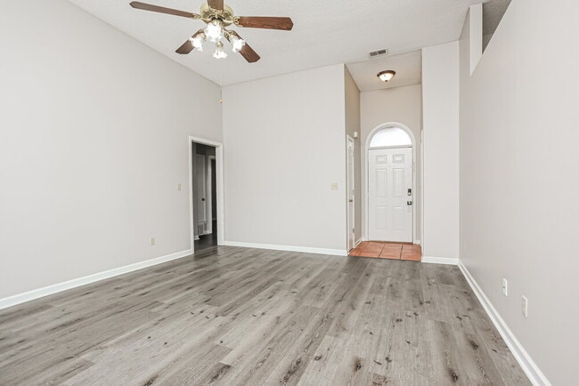Photo - 7234 Fox Creek Dr
