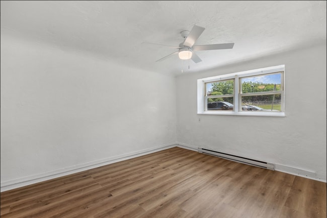 Photo - 270 Beverly Rd