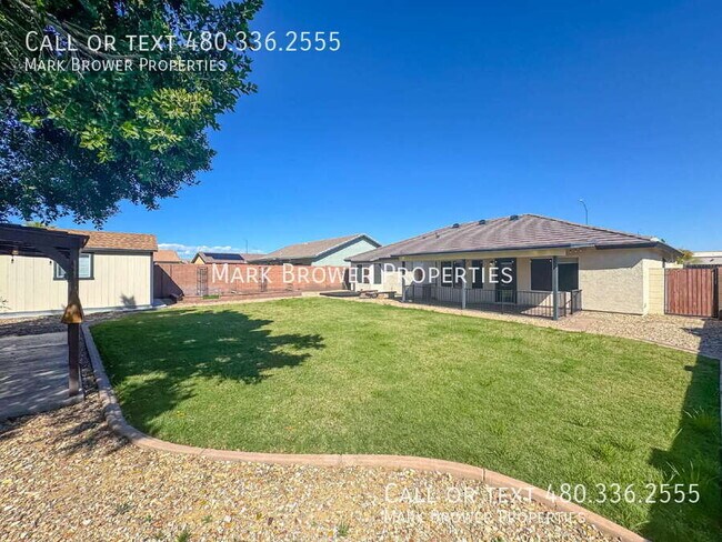 Photo - 566 S Esmeralda