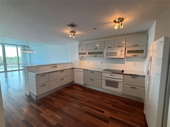 Photo - 6580 Indian Creek Dr Unidad 508