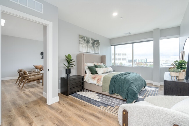 Photo - Lindsey Living