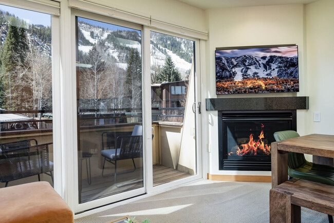 Building Photo - 835 E Durant Ave Unit ID1339907P