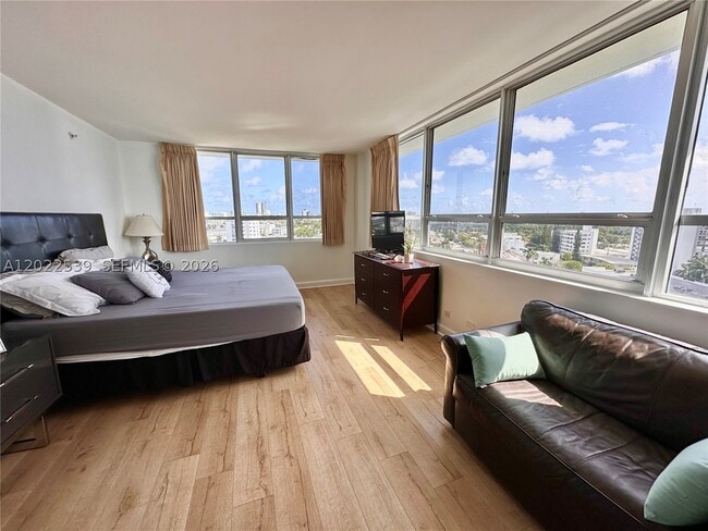 1500 Bay Dr E Unit 1114S