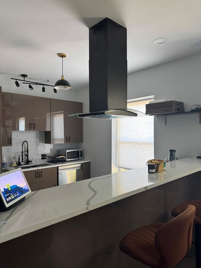 Photo - 6045 S St Lawrence Ave