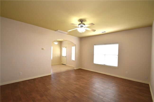 Photo - 5005 SW Fieldstone Blvd