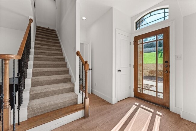 Photo - 14000 Saskatchewan Dr