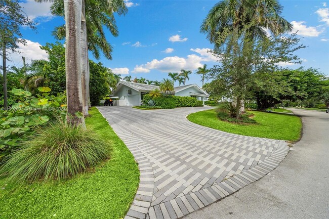 Photo - 495 Campana Ave