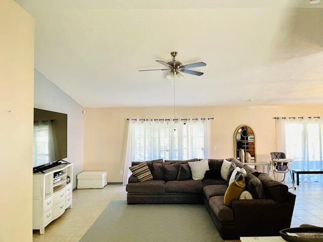 Photo - 174 Roy Ct Cir