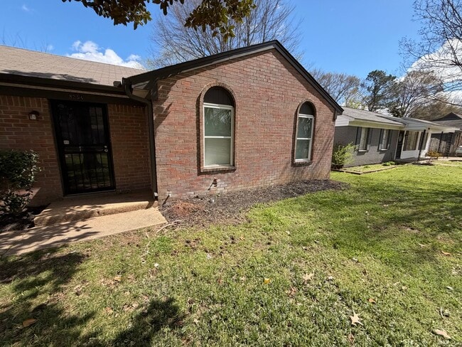 Photo - 8254 Pinebrook Dr