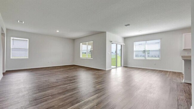 Photo - 3598 RODEN Rd