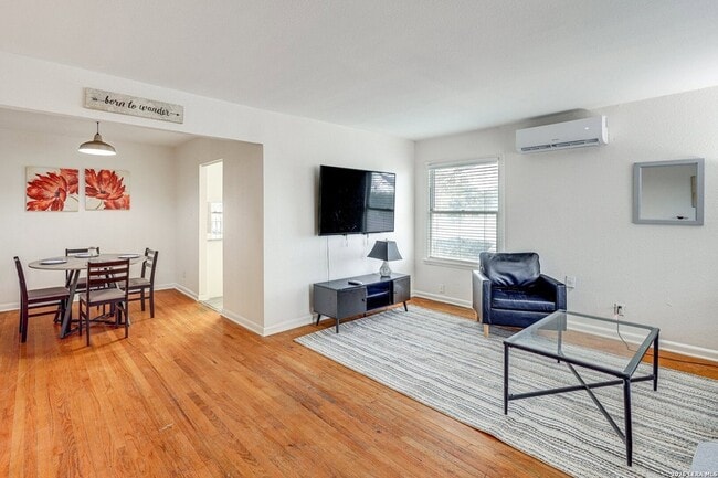 Photo - 332 Natalen Ave